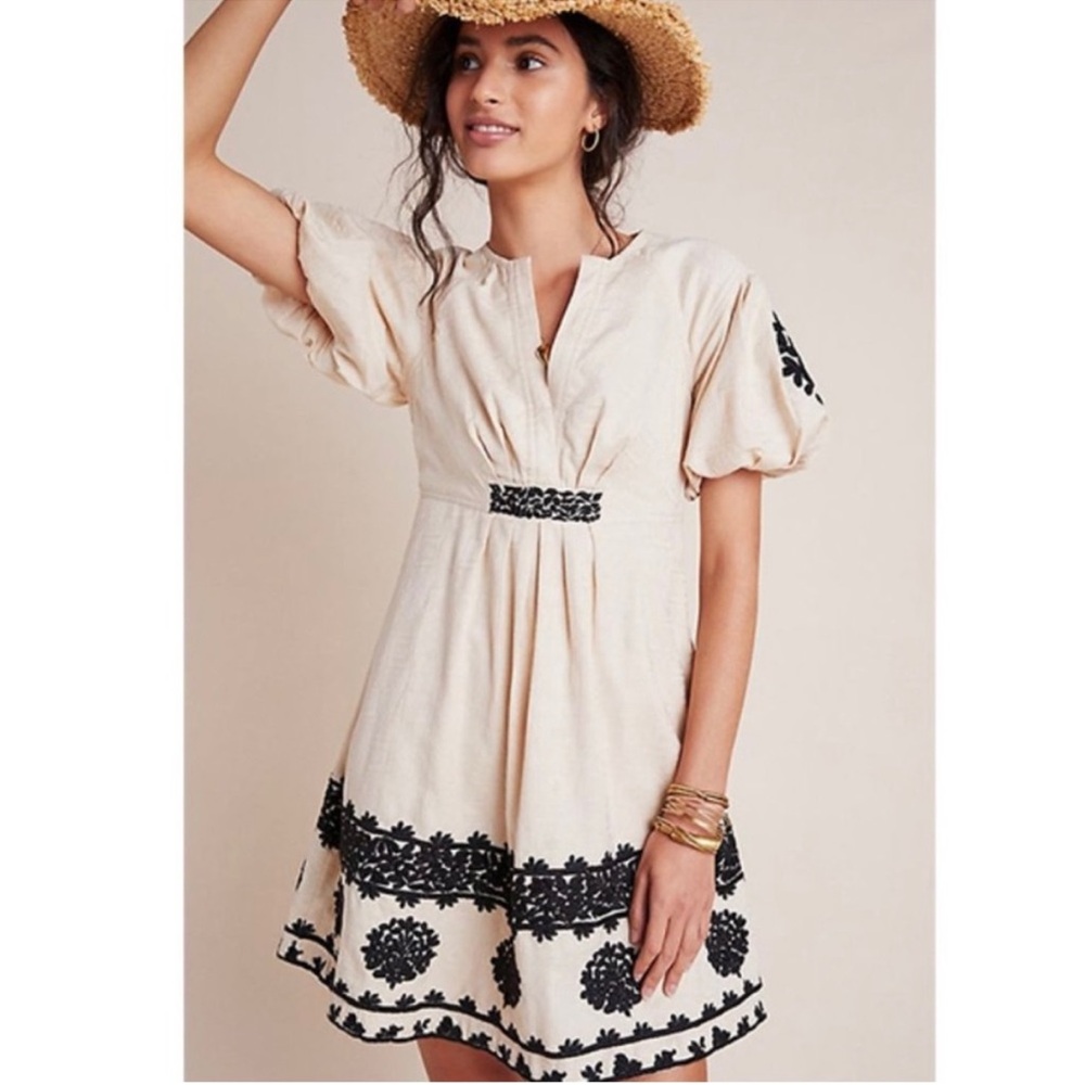 ANTHROPOLOGIE Orla Embroidered Mini‎ Dress size 2